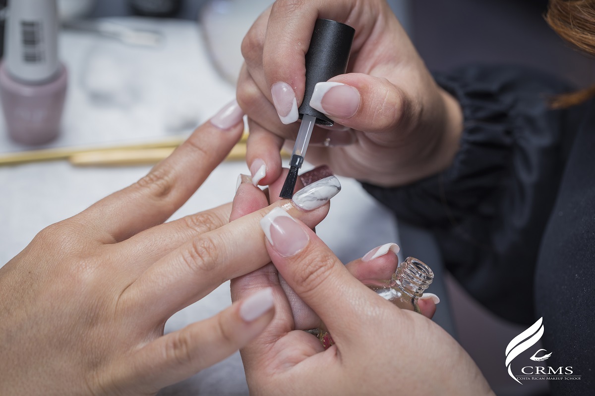 escuela_manicurista_1 escuela_manicurista_1